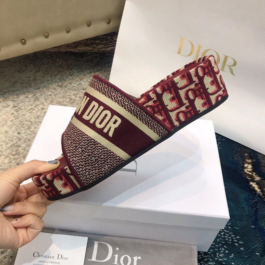 the-best-way-to-shop-dior-dway-embroidered-denim-wedge-sandals-online-now_5.jpg