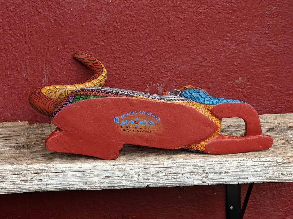 wholesale-lion-alebrije-oaxaca-mexico-folk-art-handmade-home-decor-original-wood-sculpture-carved-animal-unique-gift-genuine-original-for-discount_4.jpg