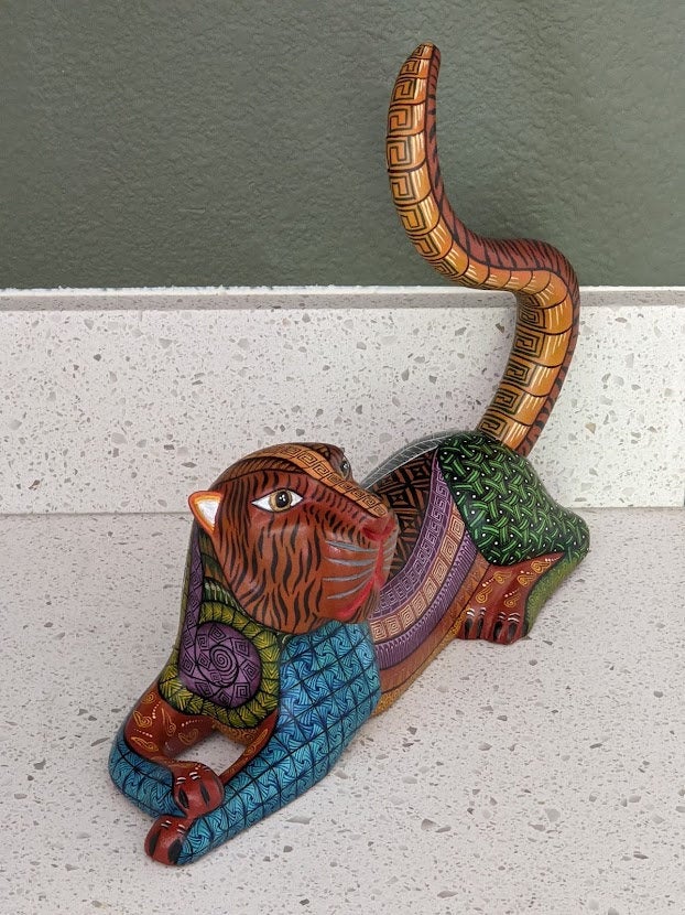 wholesale-lion-alebrije-oaxaca-mexico-folk-art-handmade-home-decor-original-wood-sculpture-carved-animal-unique-gift-genuine-original-for-discount_5.jpg