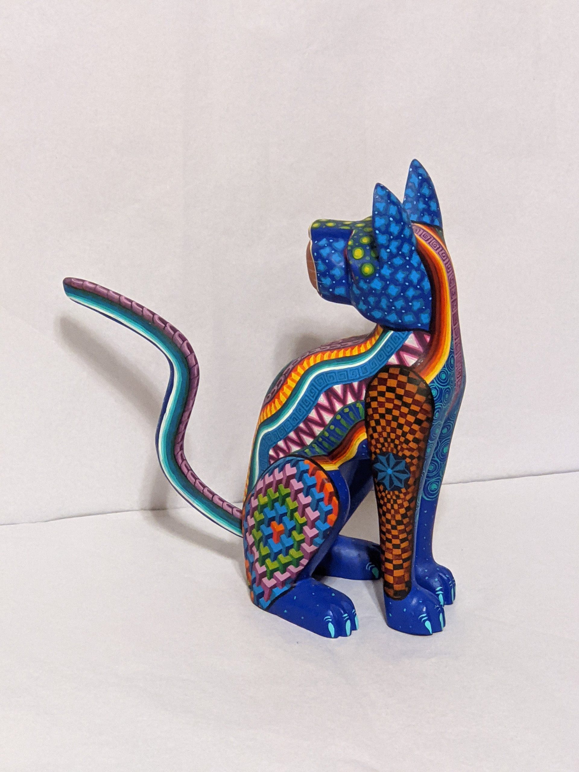 buy-the-worlds-best-cat-fusion-alebrije-figurine-handmade-home-decor-folk-art-from-oaxaca-mexico-original-wood-sculpture-carved-animals-unique-cat-statue-cheap_3.jpg