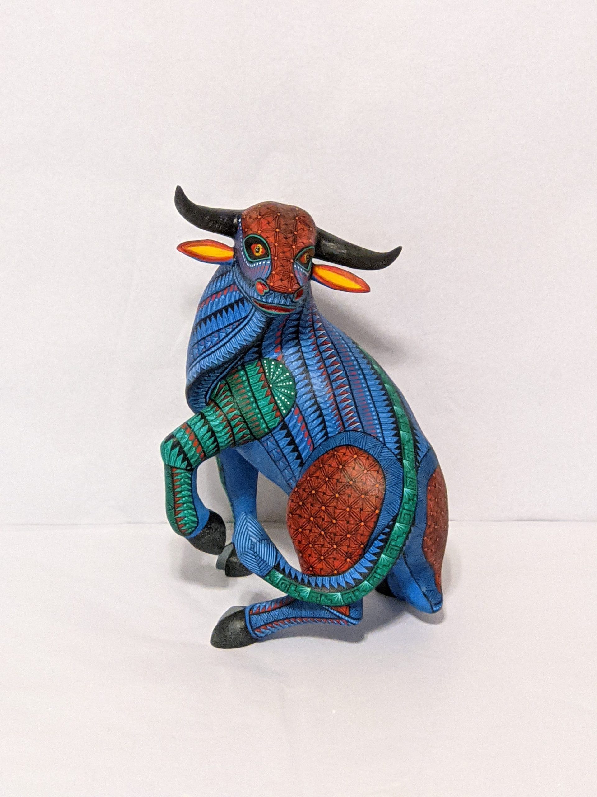 the-authentic-online-store-of-bull-alebrije-figurine-handmade-home-decor-folk-art-from-oaxaca-mexico-original-wood-sculpture-carved-animals-unique-bull-statue-gift-discount_1.jpg