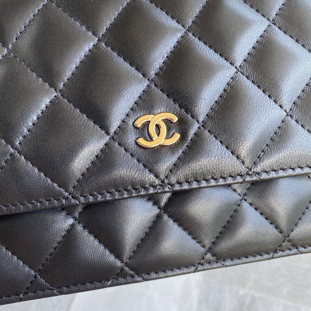 sell-and-buy-chanel-wallet-on-chain-black-lambskin-fashion_3.jpg