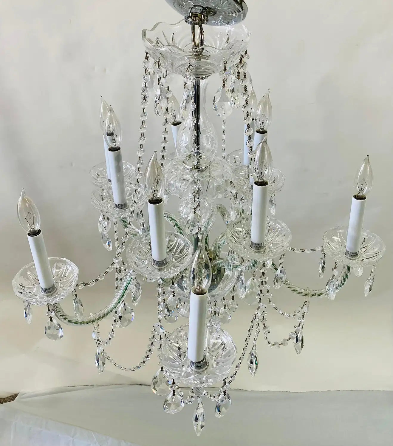 we-make-buying-your-favorite-art-deco-style-christal-chandelier-in-the-manor-of-waterford-10-arms-on-sale_1.webp