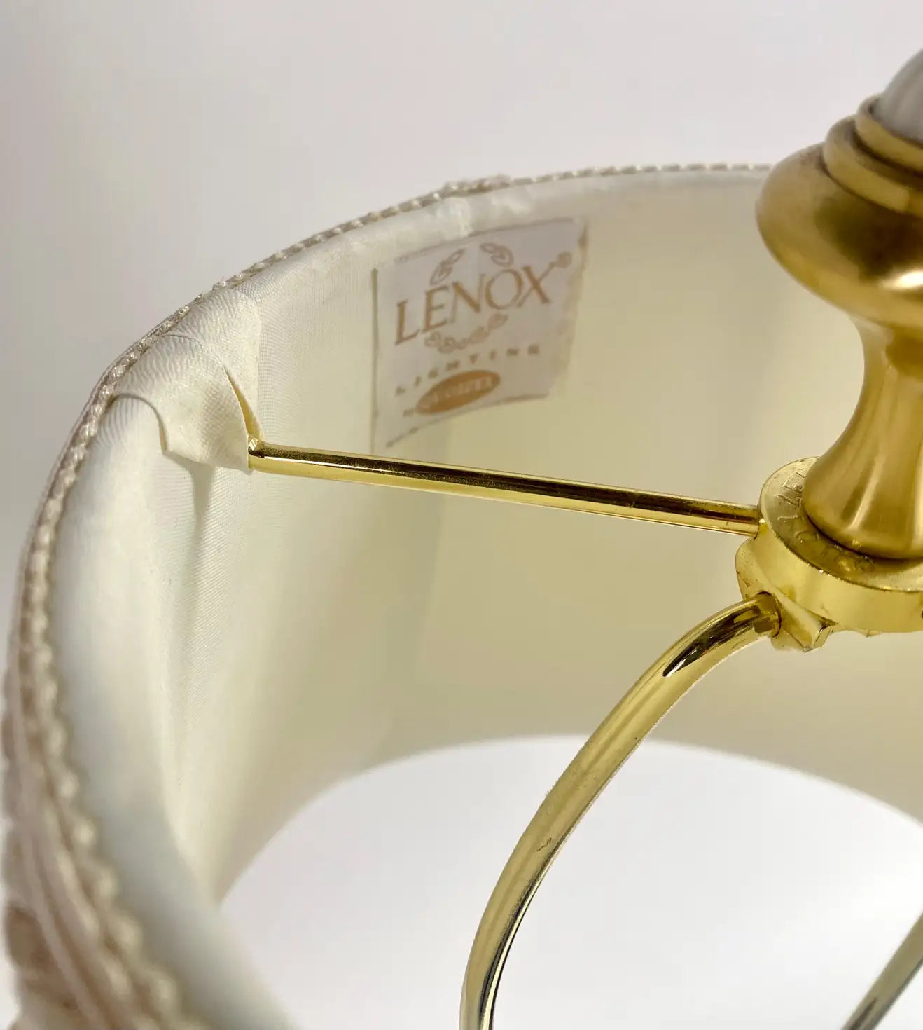 discount-hollywood-regency-style-lenox-white-porcelain-brass-table-lamp-a-pair-online-hot-sale_14.webp