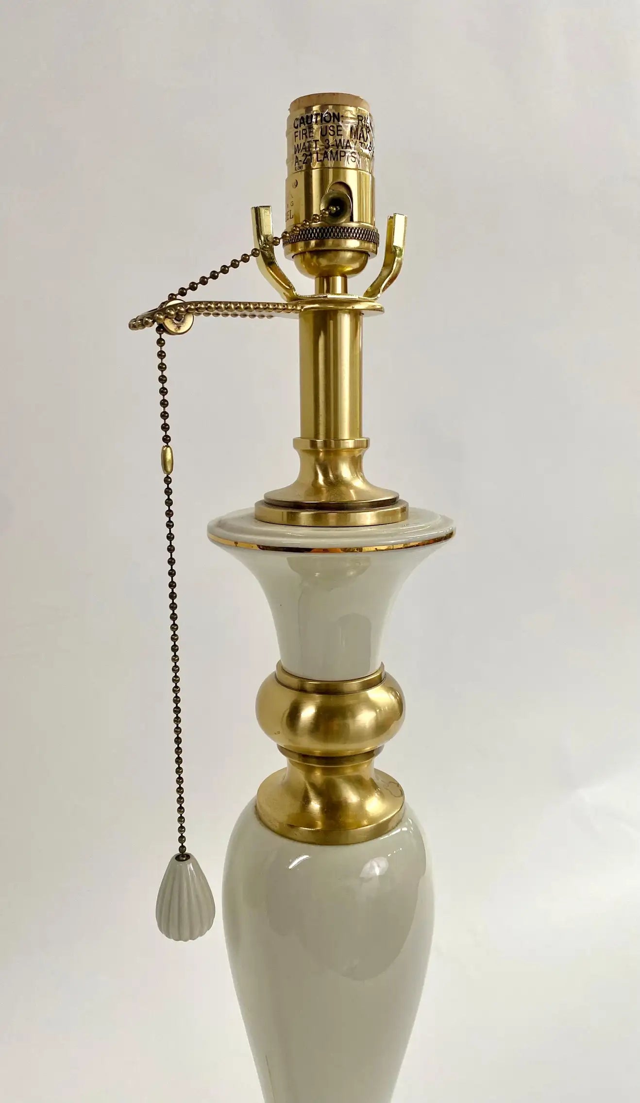 discount-hollywood-regency-style-lenox-white-porcelain-brass-table-lamp-a-pair-online-hot-sale_7.webp