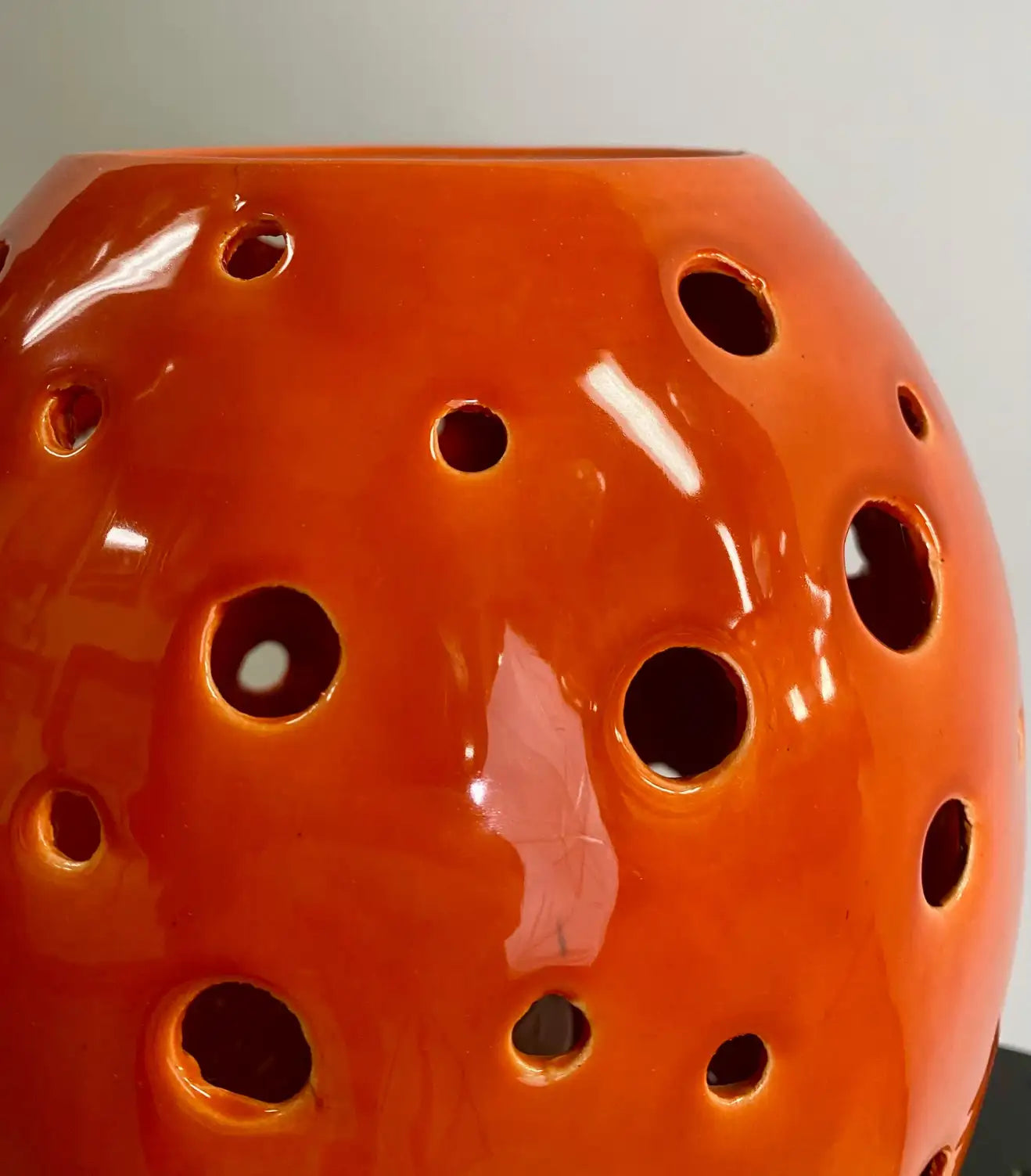 the-official-site-of-modern-ceramic-orange-table-lamp-hot-on-sale_5.webp