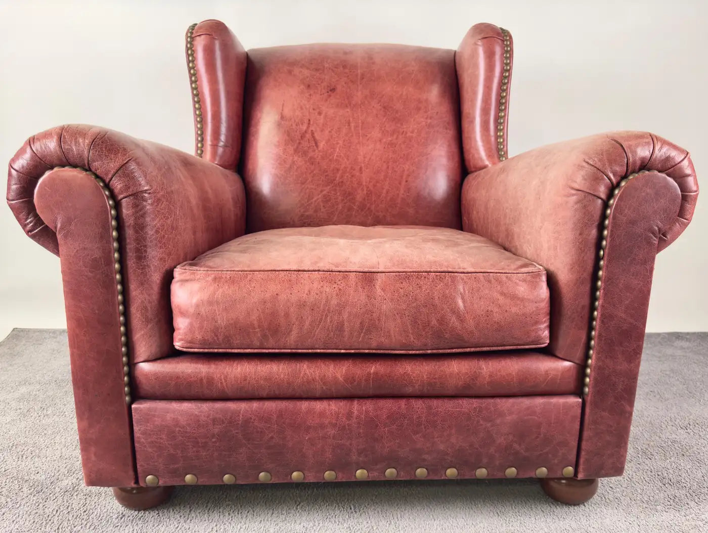 discount-american-classical-style-distressed-leather-red-brown-oversized-club-chair-online-now_3.webp